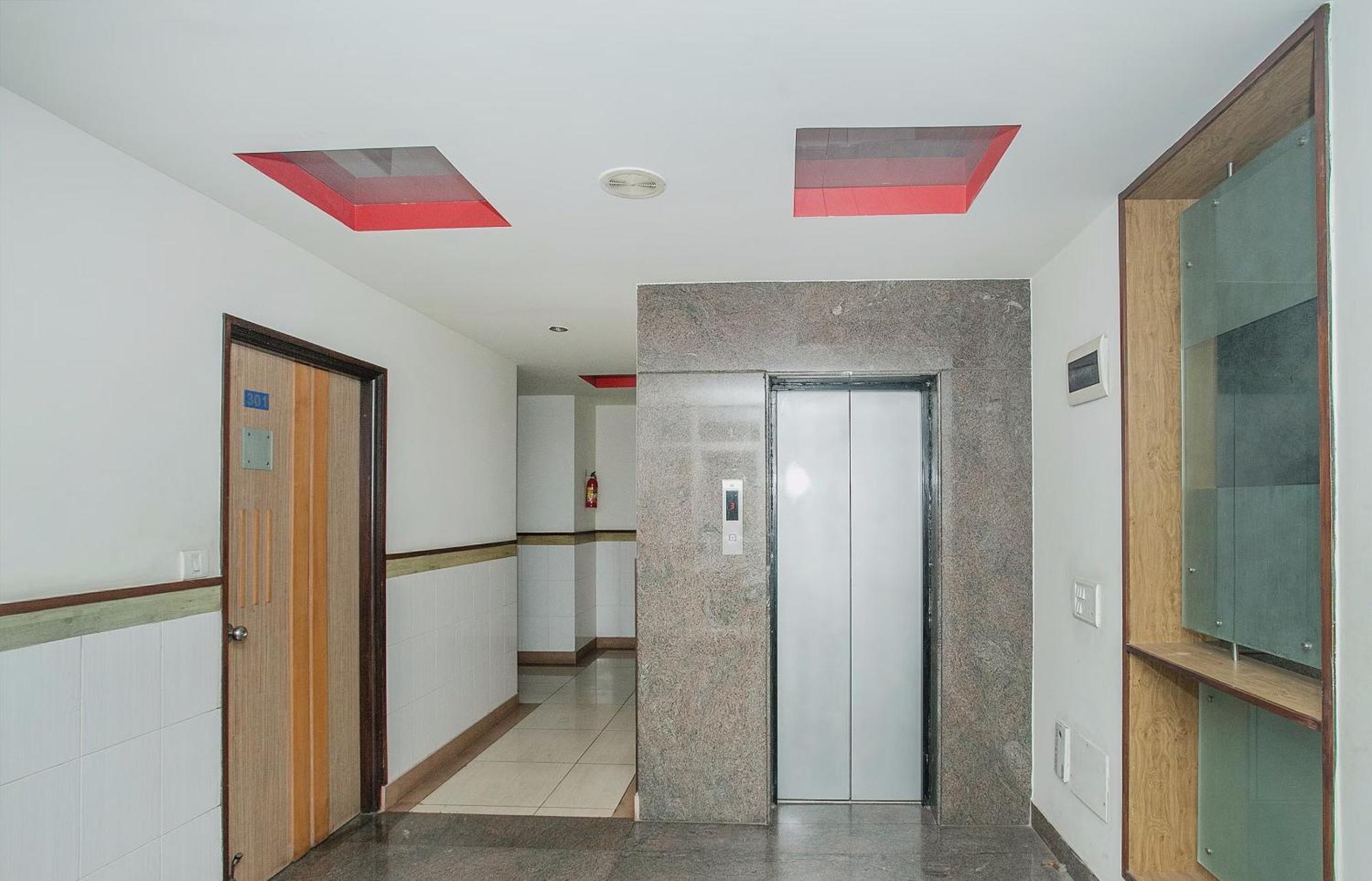 Hotel O Abhimaani Comforts Бангалор Экстерьер фото