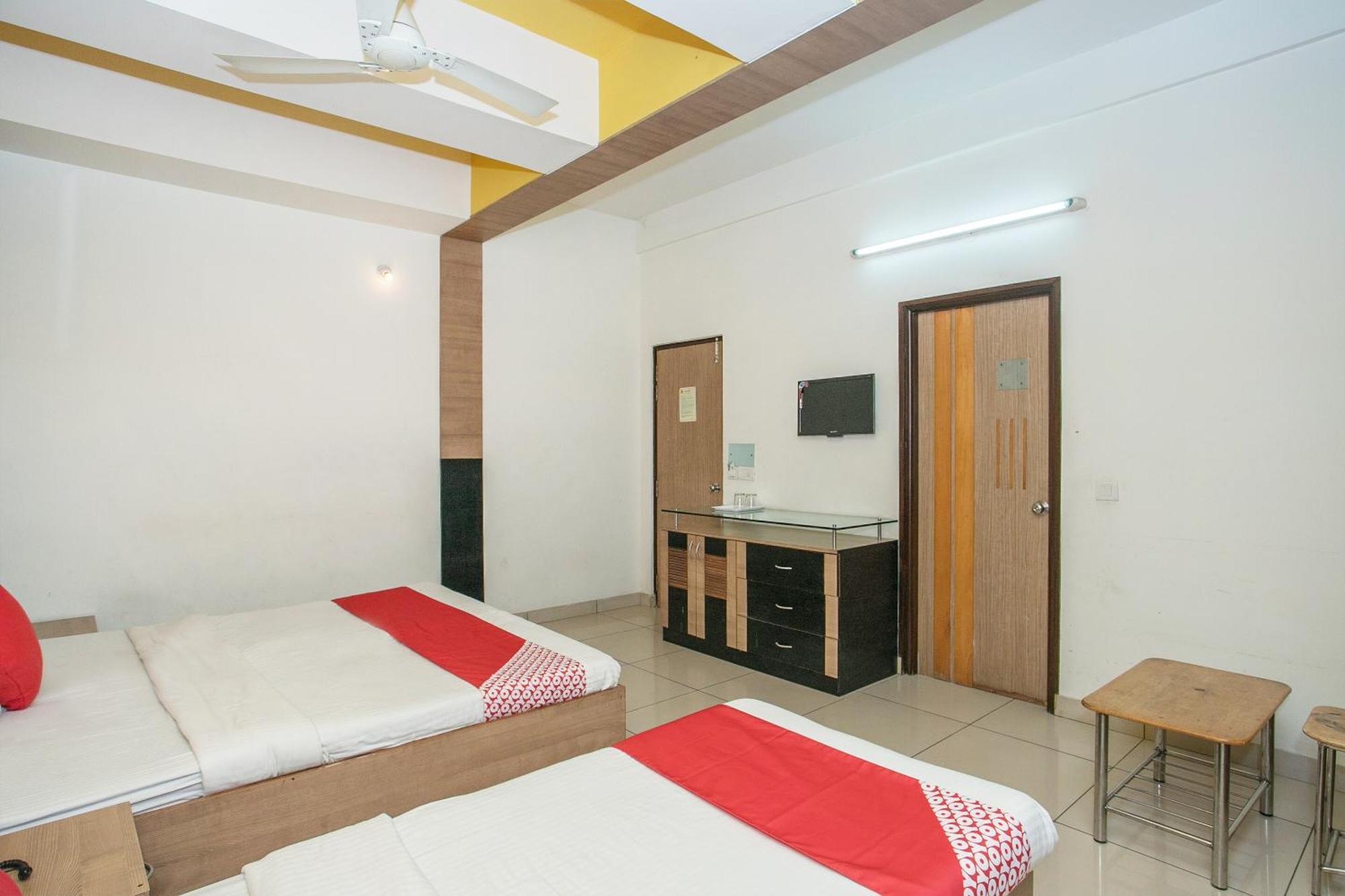 Hotel O Abhimaani Comforts Бангалор Экстерьер фото