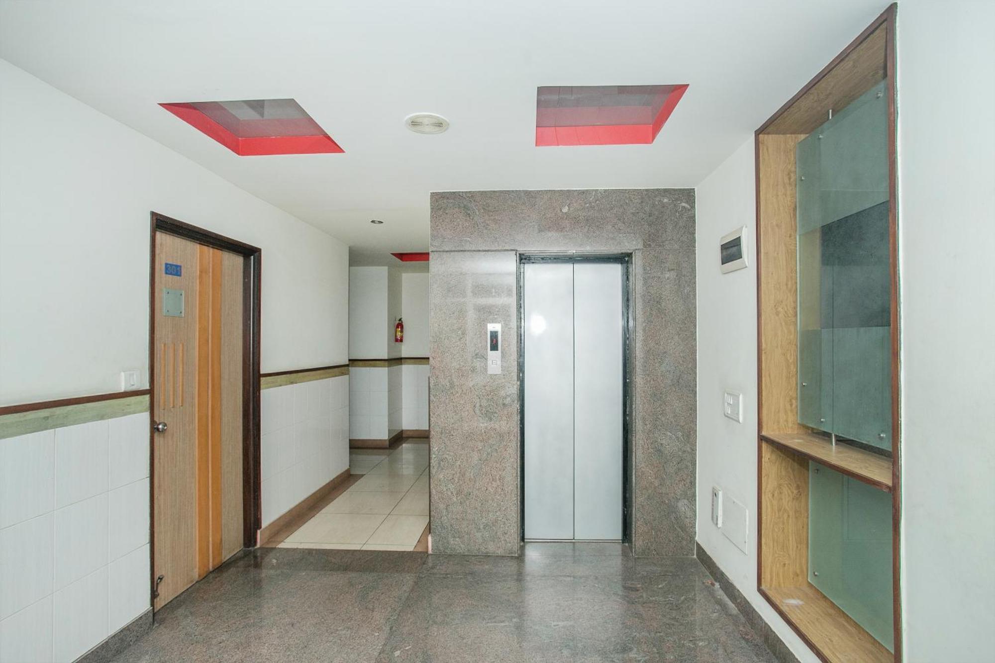 Hotel O Abhimaani Comforts Бангалор Экстерьер фото