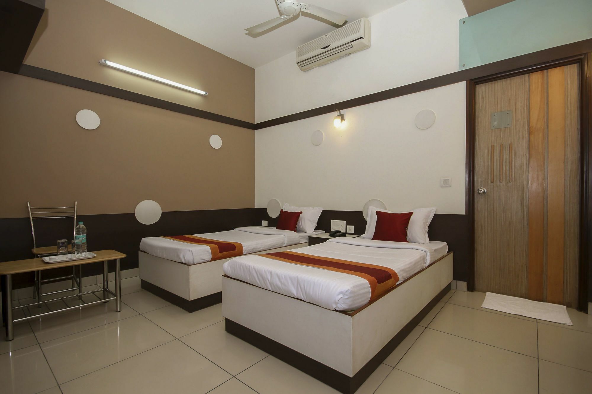 Hotel O Abhimaani Comforts Бангалор Экстерьер фото